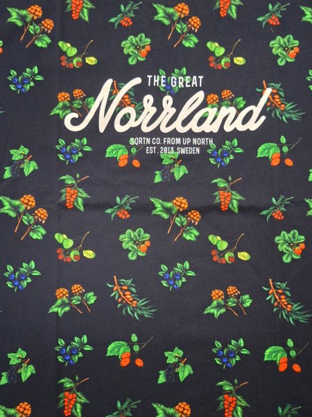 T-shirt Great Norrland Berry Black